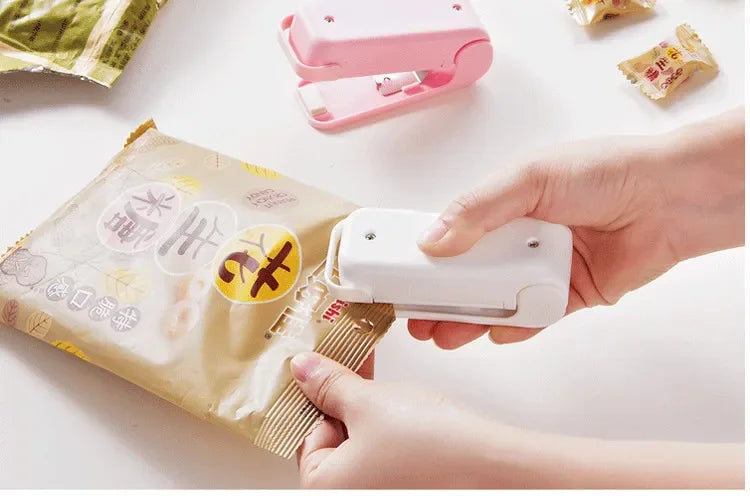 Mini Heat Bag Seal Machine Thermal Plastic Food Package Sealer Airtight Storage for Kitchen Home Preservation