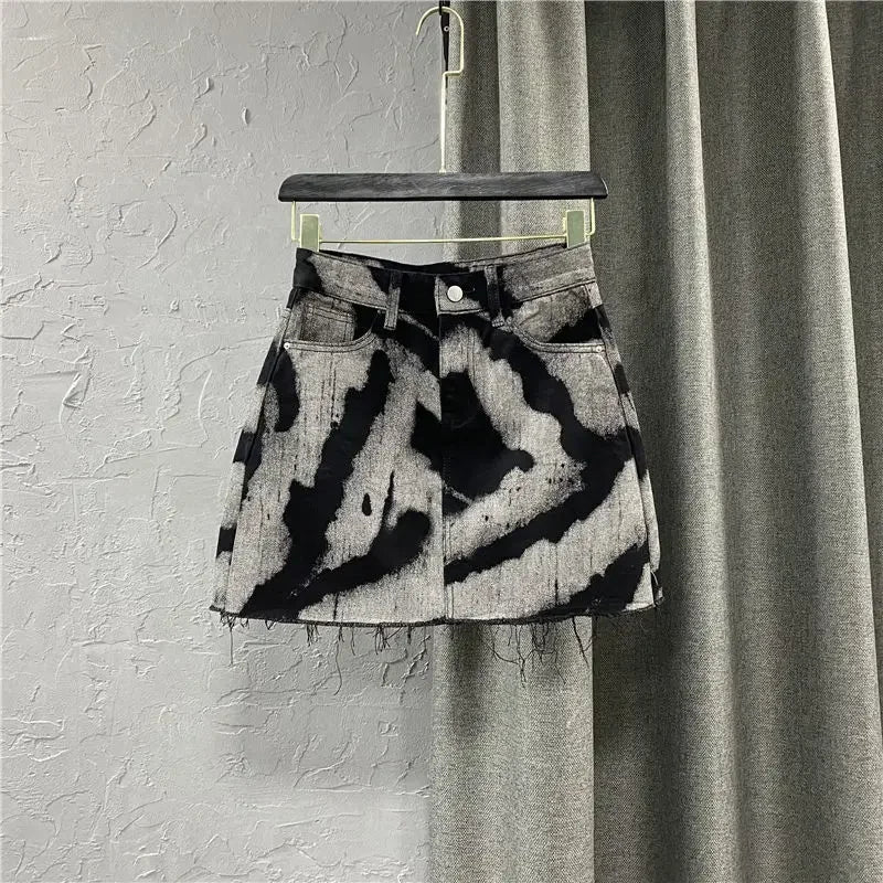 DAILOU Spring and Summer New Korean Spicy Girl Irregular Tie Dyeing High Waist Straight A-line Hairy Denim Wrapped Hip Shorts