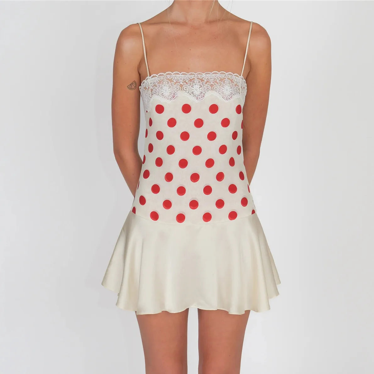 Women Y2K Polka Dot Cami Dress Lace Trim Spaghetti Strap Satin Ruffle Hem Bodycon Mini Dress Summer Casual Streetwear