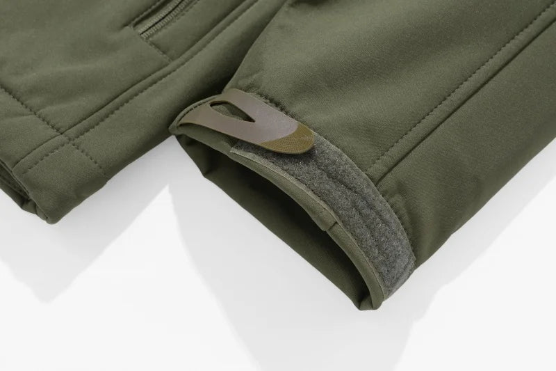 Men Lurker Shark Skin Soft Shell Tactical Jacket Waterproof Fleece Hooded Coat Hunt Clothes Autumn Solid Outdoor New Jacket Men