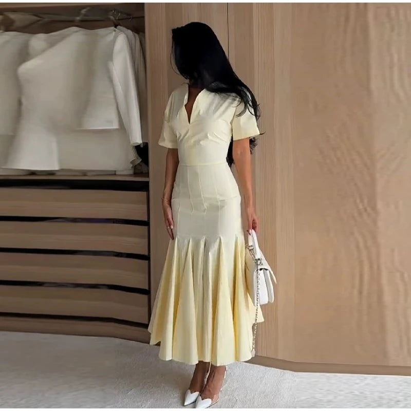 Elegant Pleated Waist-cinching Long Dress Women's Sexy V-neck Short Sleeve Bodycon Dresses 2026 Summer New Lady Solid Robes