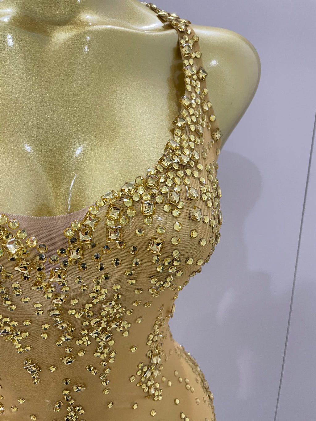 2025 New Sparkly Rhinestone V Neck Stretch Mesh Sexy See Through Dress Women Elegant Party Celebrate Perform Costume Stage Outfi