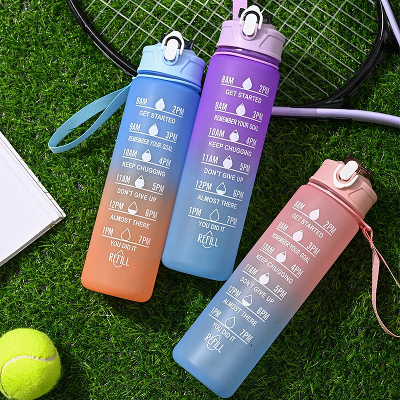 Graduated Straw Cup with Large Capacity of 800ml, Suitable for Sports and Outdoor Activities, Cute and Portable Sports Camping Cup, Water Bottle, Suitable for Students and Girls, Gift for Best Friends