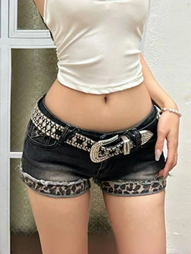 Vintage Streetwear Style Washed Retro Leopard Print Shorts 2025 Sumemr New Denim Shorts Women Y2k Sexy Slim Fit Bodycon Jean