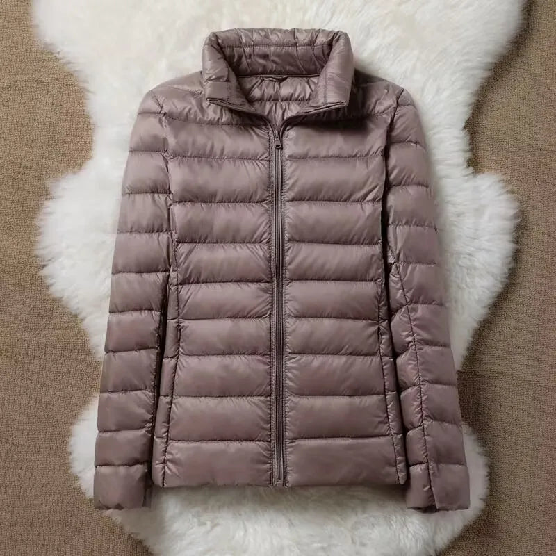90% Ultra-light Thin Down Jacket Women Autumn Winter Plus Size Short Warm White Duck Down Coat Parka Female Portable Outerwear
