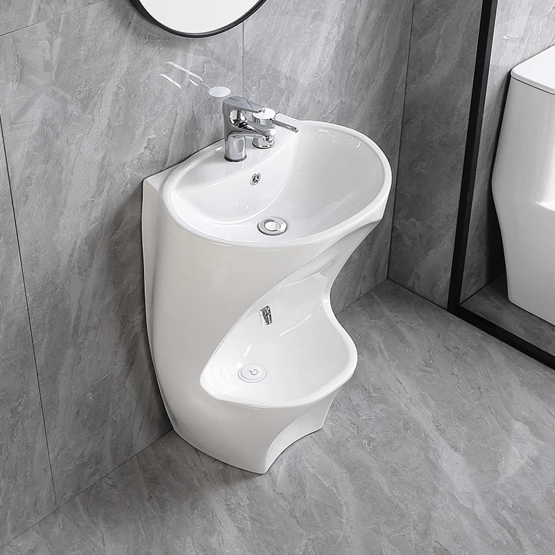 Manufacturers supply white ceramic washbasins, double-layer ceramic washbasins, bathroom sinks