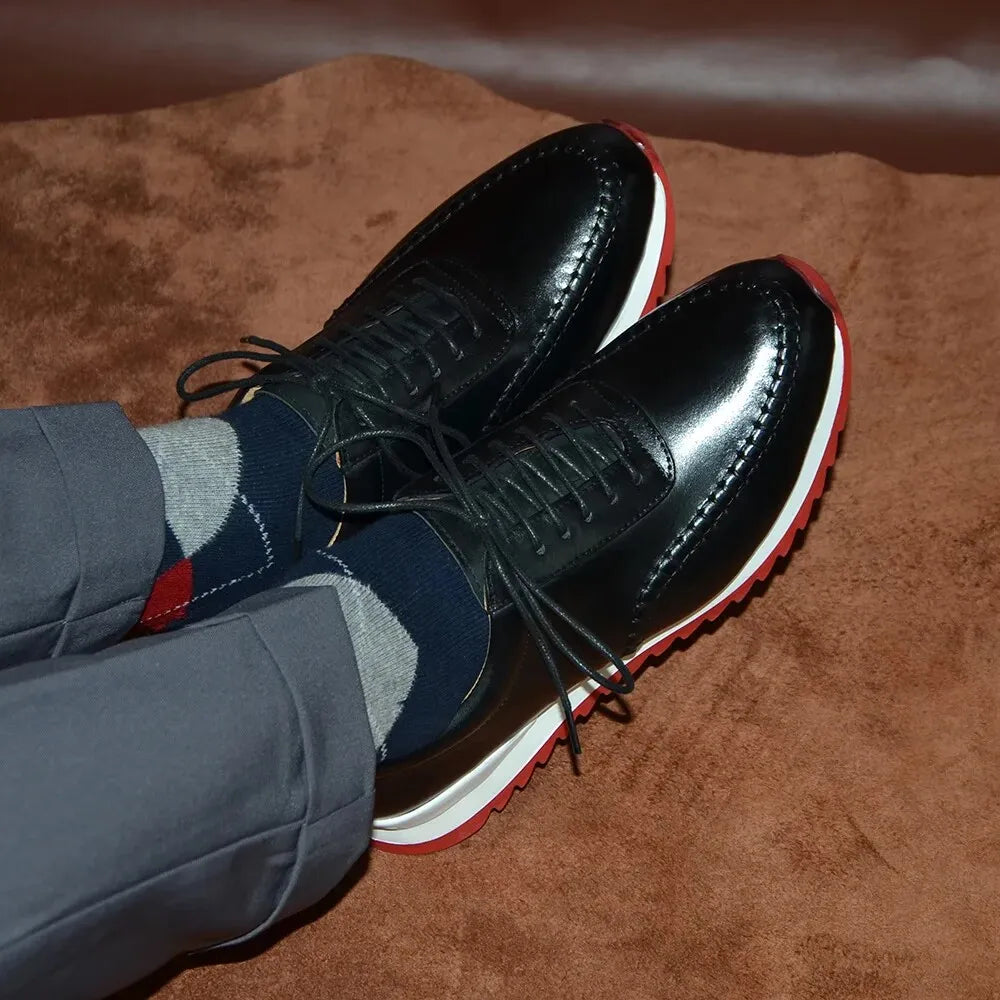 Men Shoes British Genuine Leather Shoes Comfortable Autumn 2026 New Lace Up Casual Shoes Crocodile Pattern Outdoor Men Sneakers