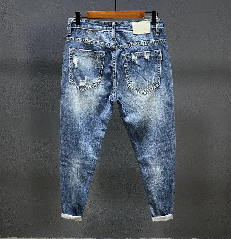 Nine-point jeans with holes for men's thin fashion brand slim feet in summer and summer Korean  style spring and autumn pants