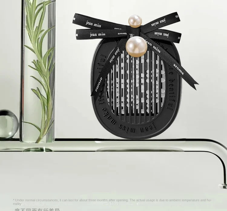 Car Fragrance Diffuser Natural Scented Car Perfume Pendant Decorate long-lasting aromatherapy fragrance piece car deodorization