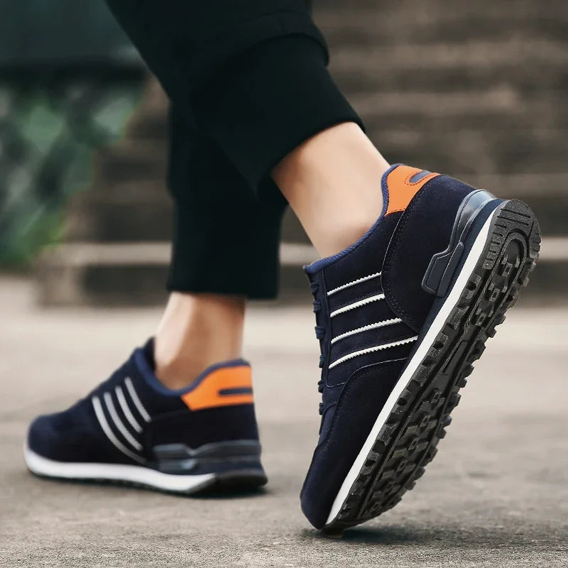 Men Suede Leather Sneakers Men Classical Running Shoes Lightweight Comfortable Outdoor Sport Shoes Breathable Flat Jogging Shoes