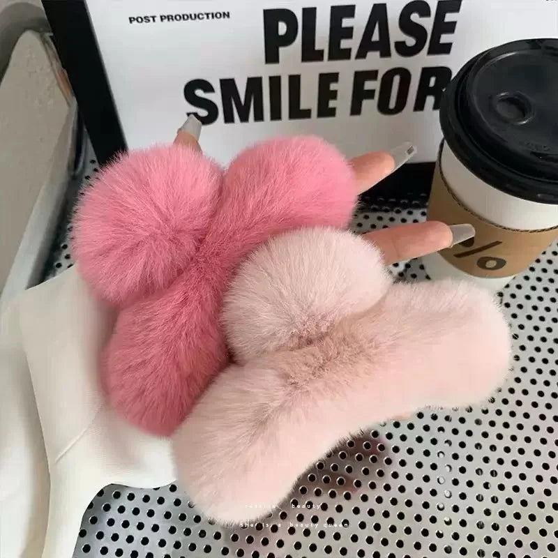 Oversized Plush Winter Clips For Thick Hair | Back-Of-The-Head Bun Styles | Soft And Warm Rabbit Fur Hair Accessories For Women