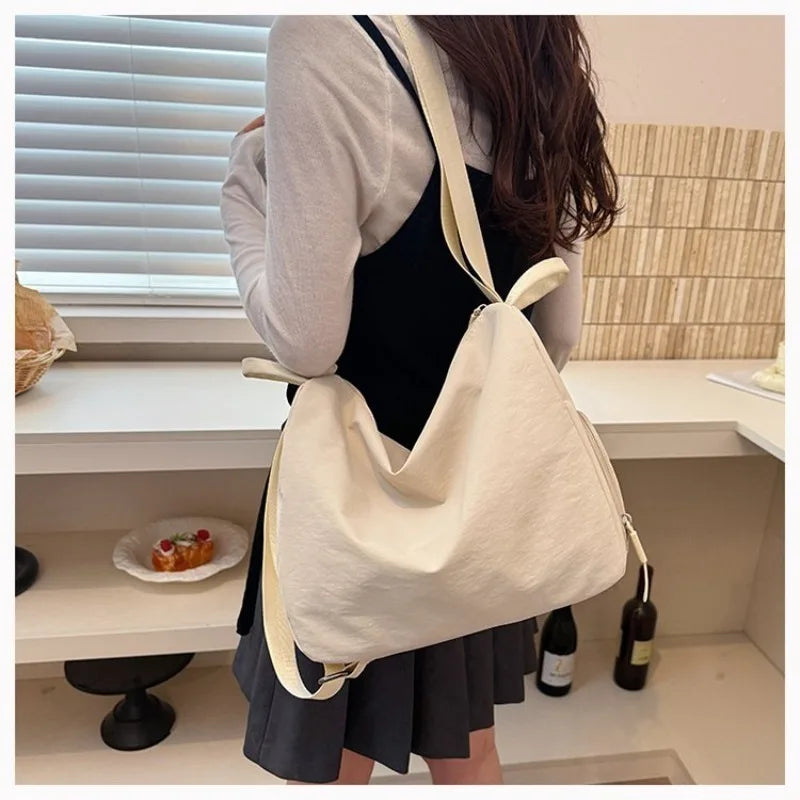 Women's Casual Nylon Large Capacity Shoulder Bag with Pocket, Casual Style for Daily Use, Sports, Travel, and Outdoor Activities