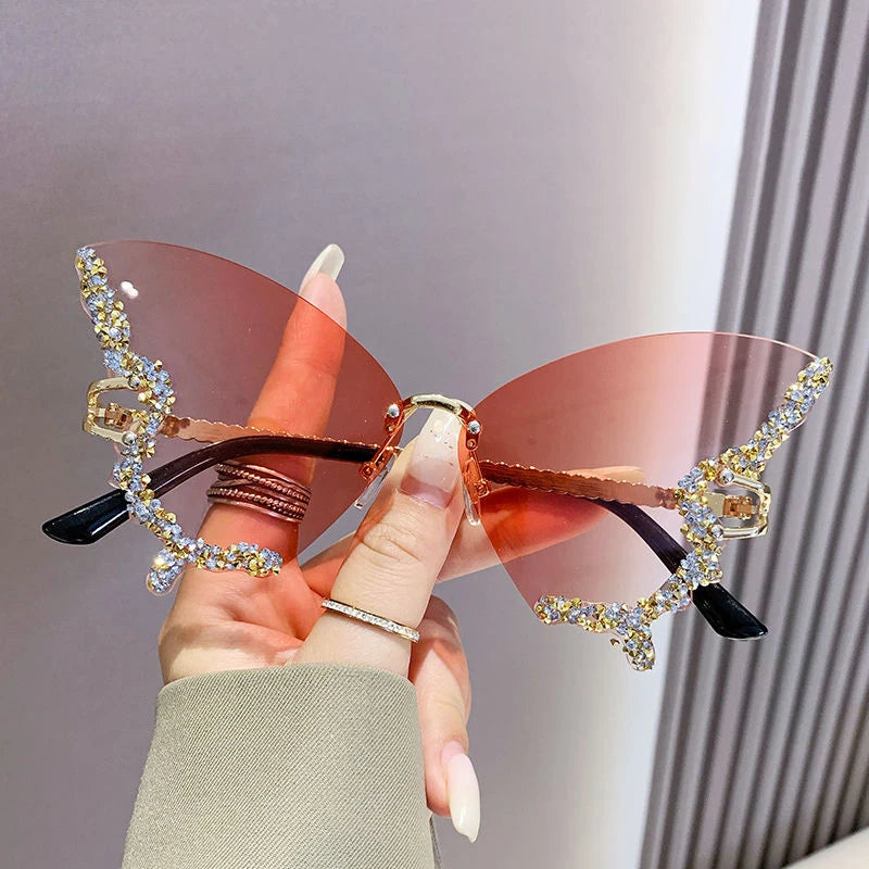 Fashion Butterfly Sunglasses Women UV400 Vintage Diamond Sun Glasses Gradient Lenses Eyewear Ladies Sun Glasses