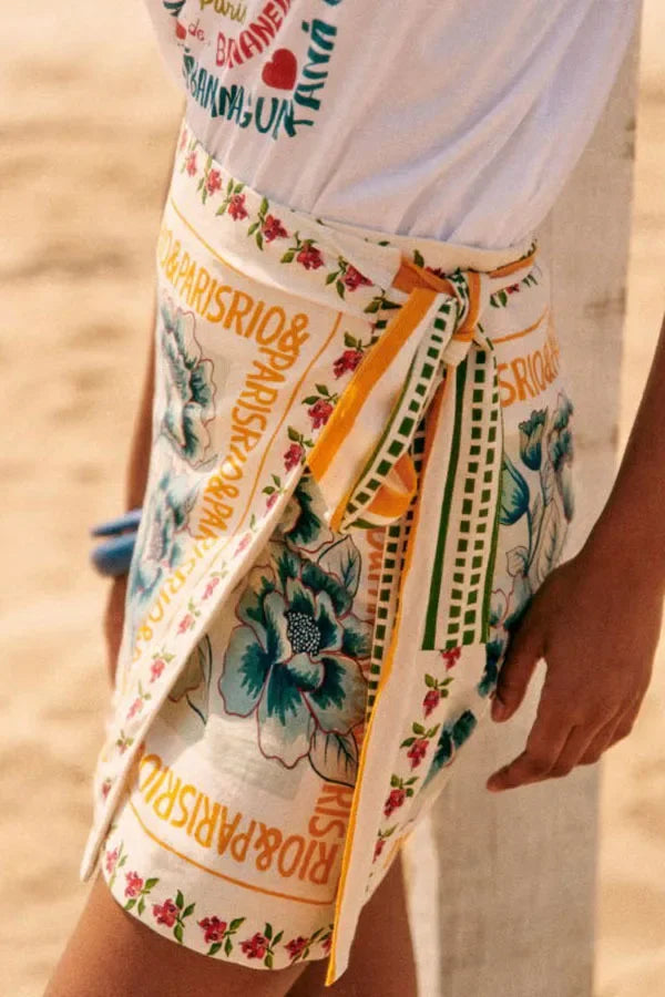Summer New Fashion Women's Beach Style Short Skirt Printed Retro Vacation Style Covering Casual Sexy Elegant Half Skirt