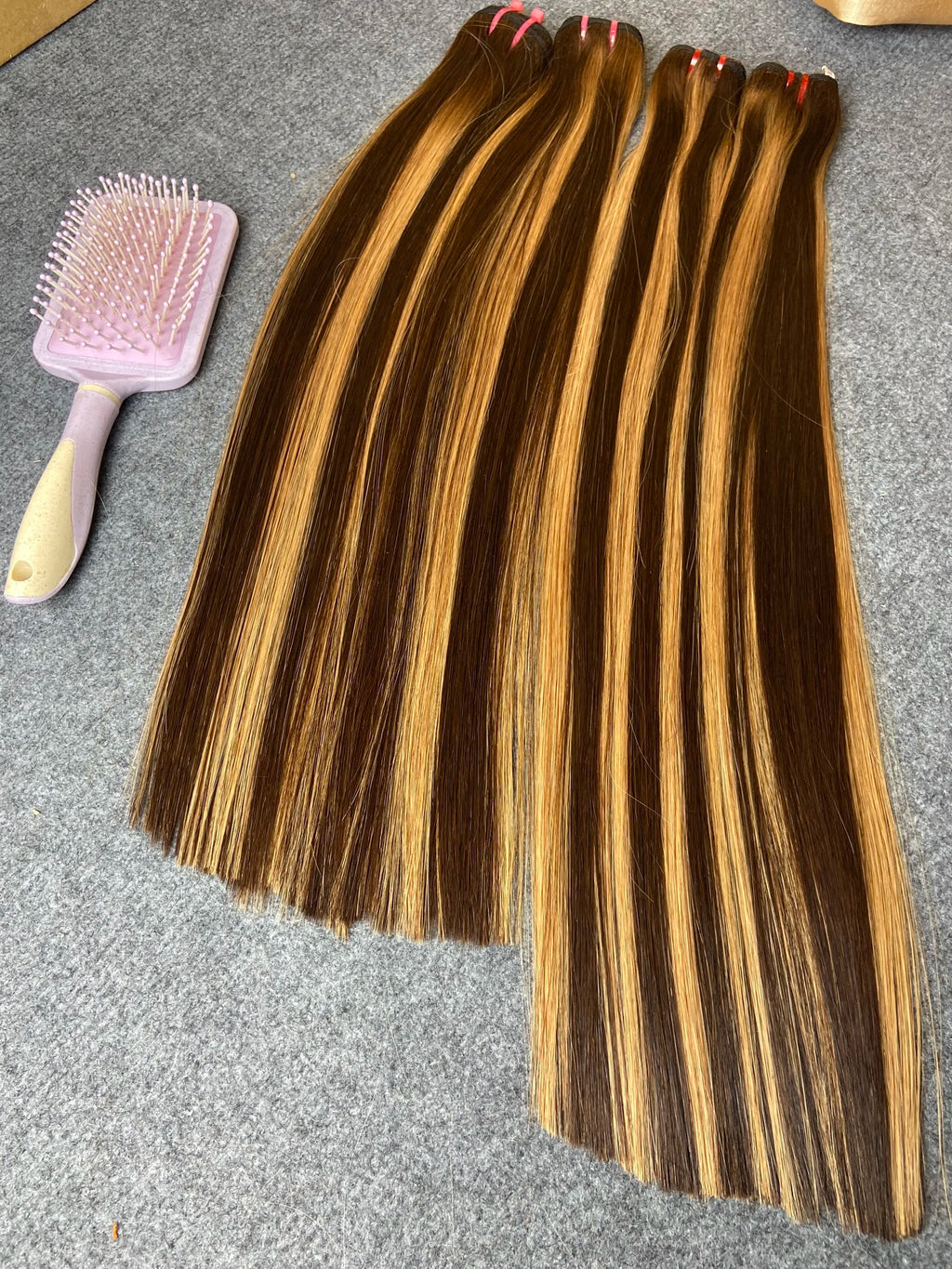 Unprocessed Custom Color Smooth Bone Straight Vietnamese Human Hair Highlight Wigs Human Hair Lace Front Human Hair Bundles