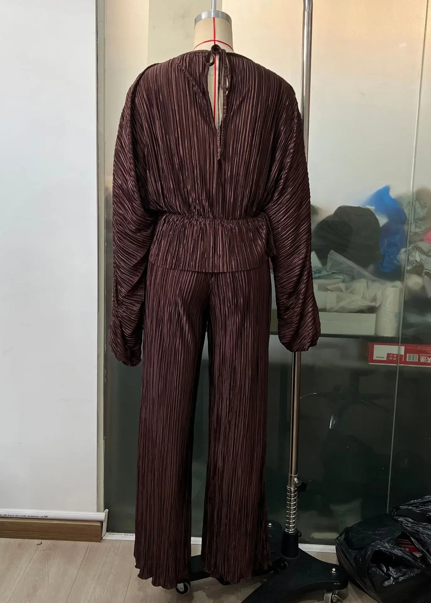 Women's Two Piece Set Deep V Neck Pleated Tops with Wide Leg Pants Stretchy Sexy Casual Outfit