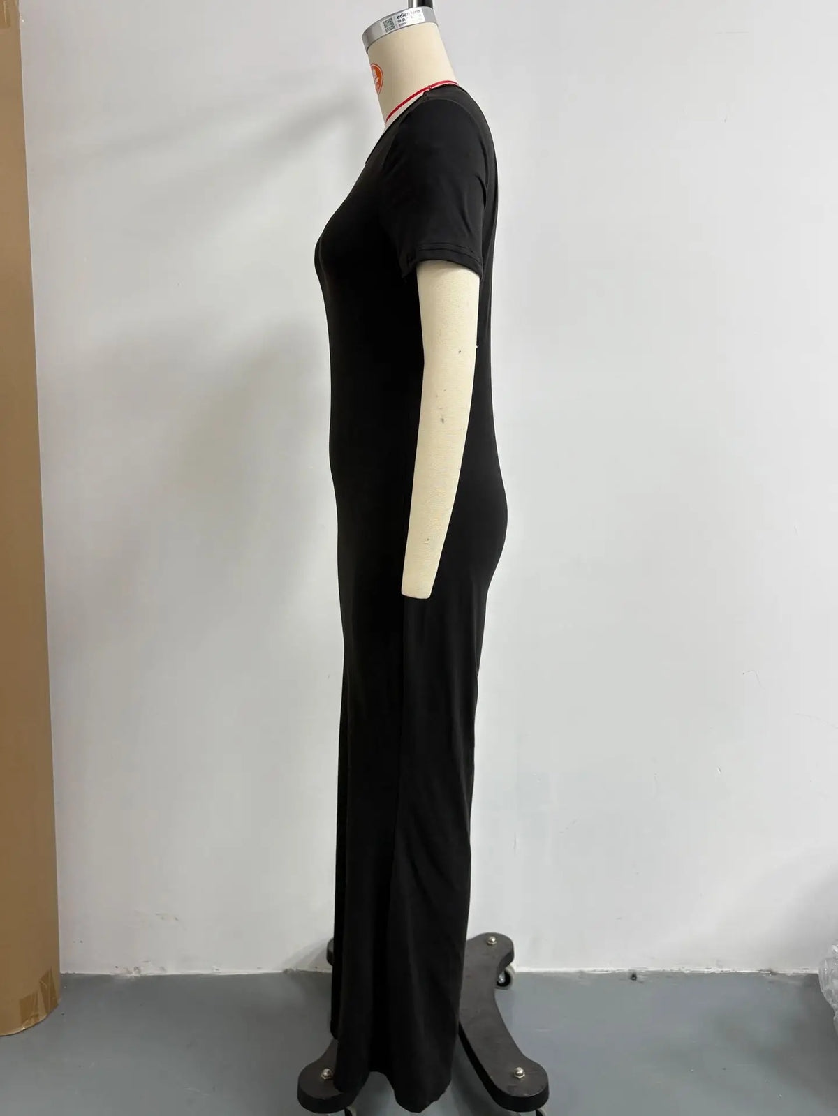 Short-sleeved Solid Color Slim Sexy Waisted Spring And Summer Temperament Dress Women's Round Neck Elegant Long Dress For Dinner