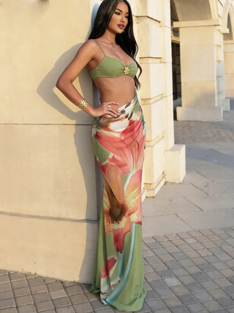 Nibber Elegant Vacation Long Dress Woman Metal Decoration Floral Print Low-Neck Hollow Navel Exposed Design Beach Style Vestidos