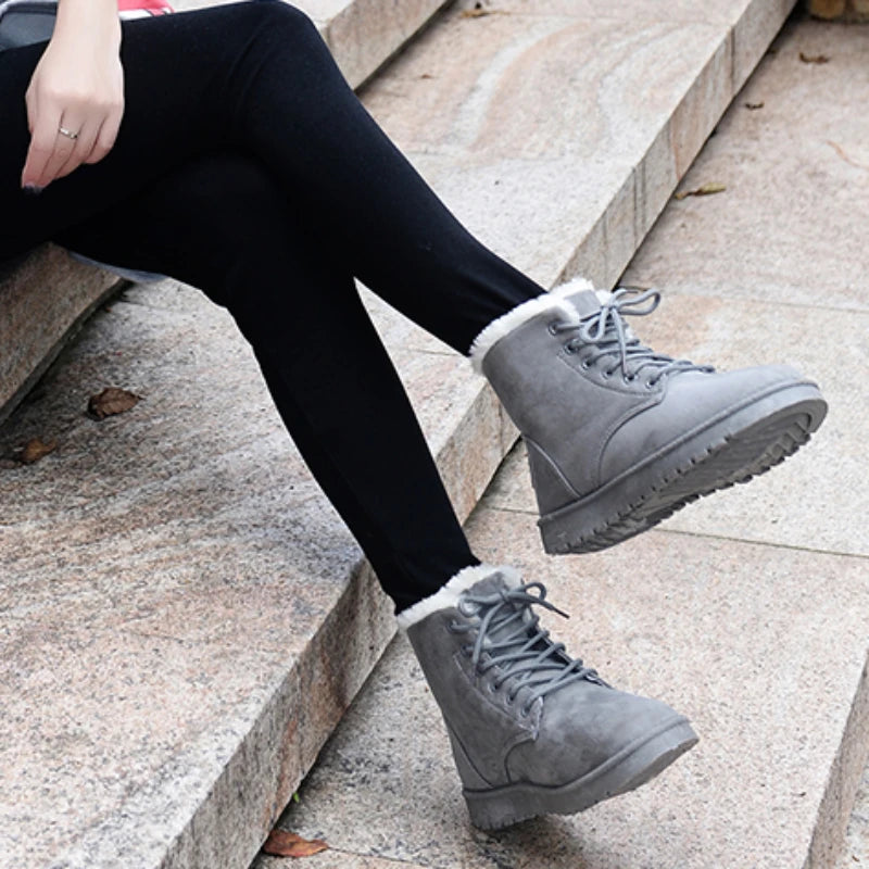 BCEBYL Autumn and Winter Fashion New Casual Comfortable Plus Velvet Warm Solid Color Cross Belt Round Toe Women's Short Boots