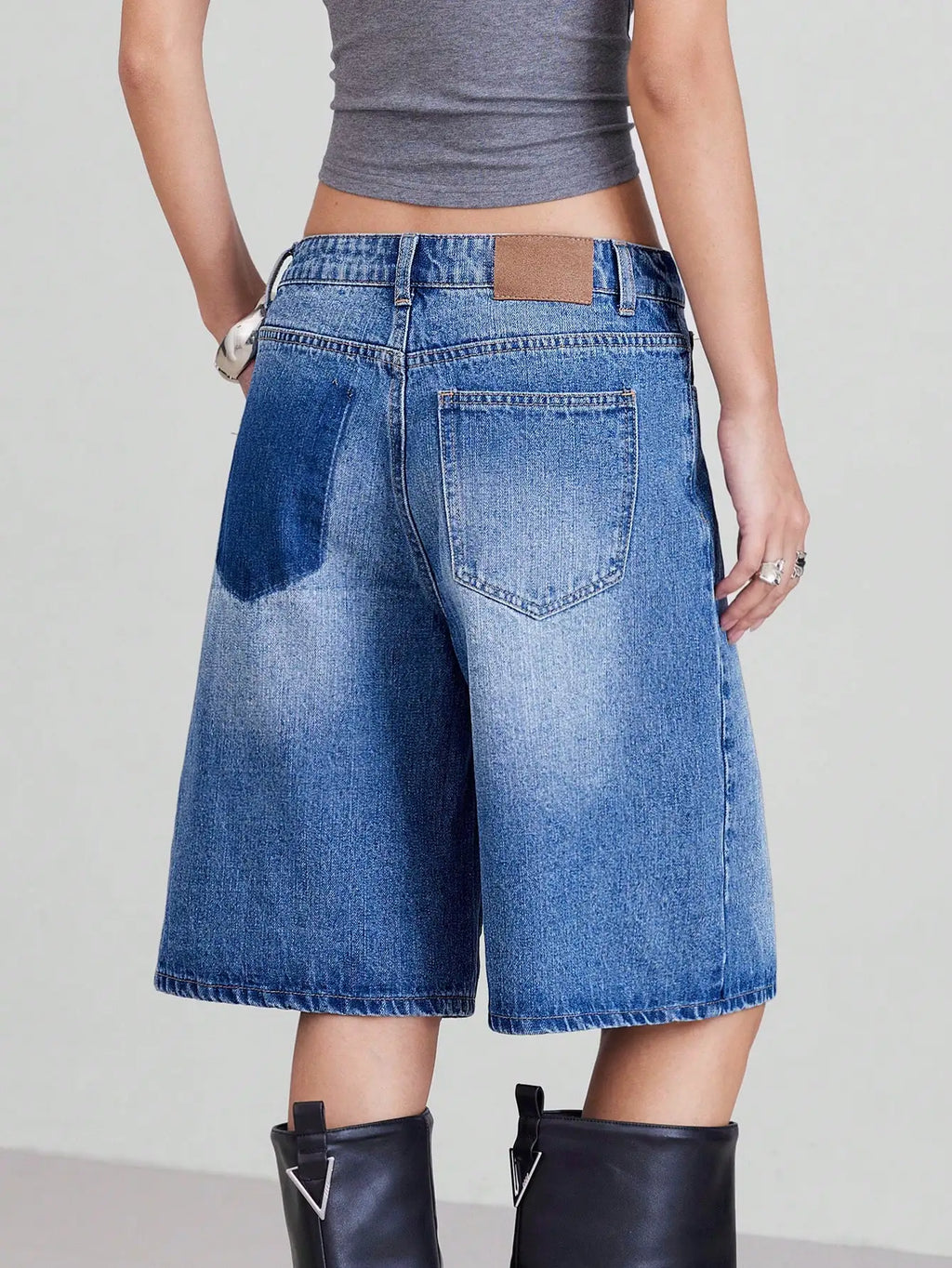 American Retro Style Five-Piece Denim Shorts for Women - Summer Spring 2025 Collection - High-Waisted  Loose-Fitting  Slimming