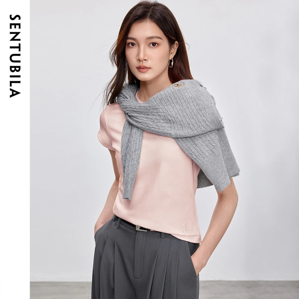 SENTUBILA Solid Color Women's T-shirt 2025 Spring Summer Fashion Embroidery Knit Basic Crewneck Short Sleeve Tops 152T59063