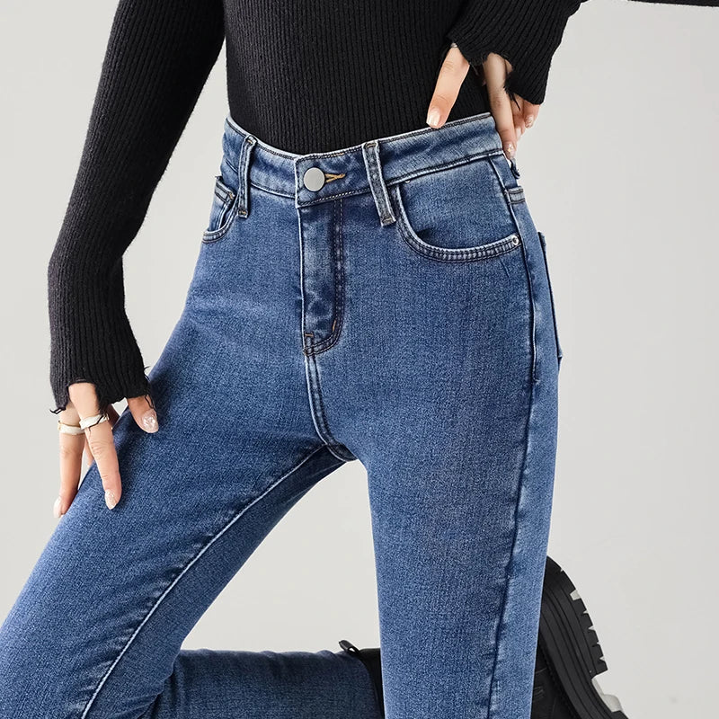 Women Thermal Jeans Winter Snow Warm Thickened Fleece Stretch Skinny Pencil Pants Fashion Korean Slim Fit Velvet Plush Pants