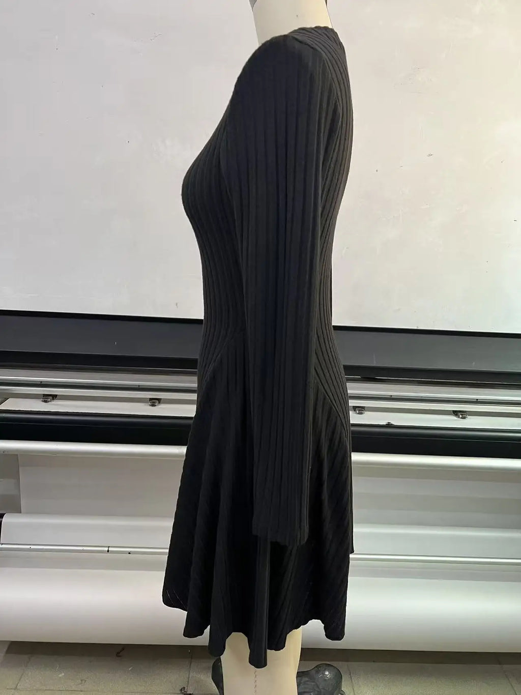 Women's V-Neck Knit Dress - Long Sleeve Swing Mini Dress, Elegant Bodycon Short Dress