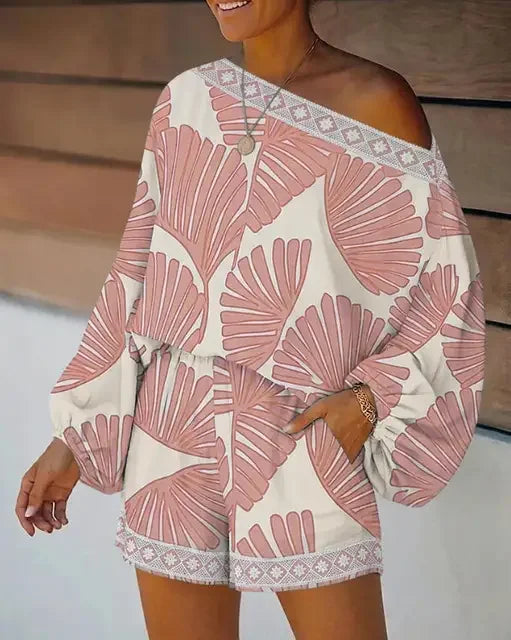 2-Piece Shorts Set for Women's Casual Loose Vacation Style Lantern Sleeve Top and Elastic Waist Shorts Printed Set