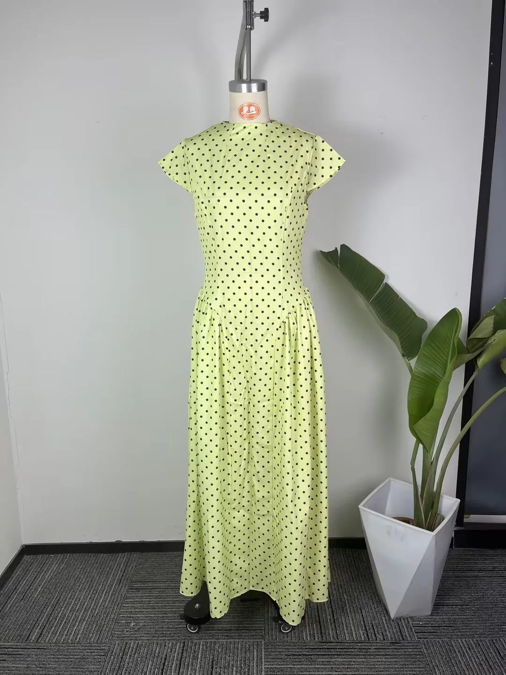 Elegant Women's Summer Evening Sleeveless High Waist Backless Long Solid Color Wrinkle Resistant Pullover Dress For Women