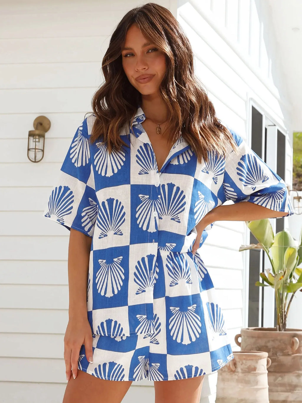 Women Summer Fashion Shorts Sets Retro Print Sleeve Shirt Shorts Suit New Casual Loose Female Beach Vacation Shorts 2 Piece Set