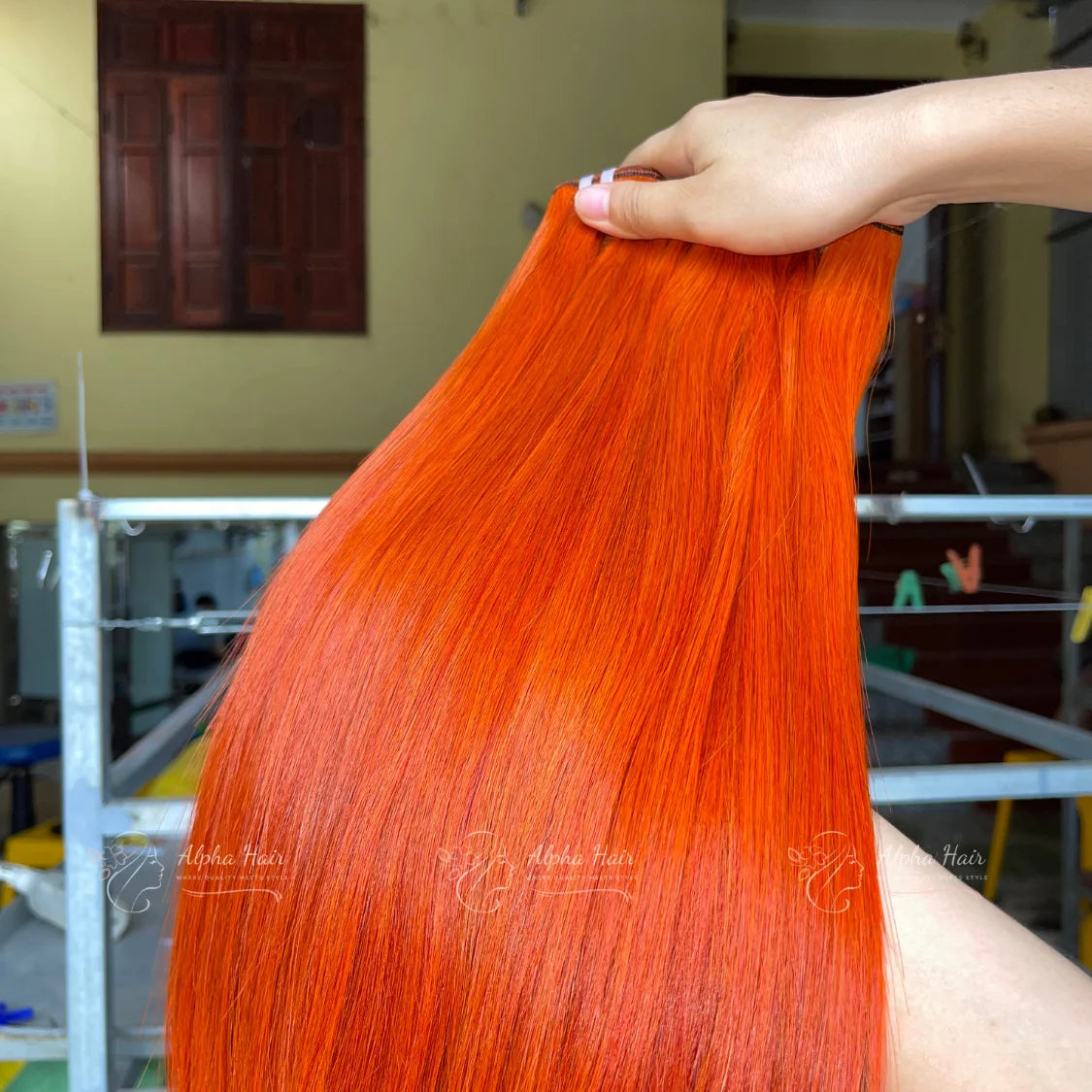Hot Selling Unprocessed Bone Straight Vietnamese Bang Human Hair Extensions Light Color HD Lace Front Remy Wigs Large Stock