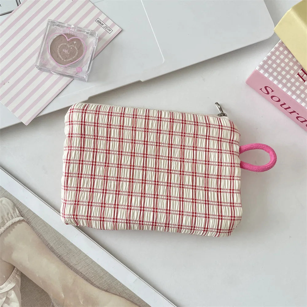 women's Coin Purses Korean Floral Countryside Style Sweet Kawaii Coin Purses Portable Lipstick ID Key Storage Bag Cosmetic Bag