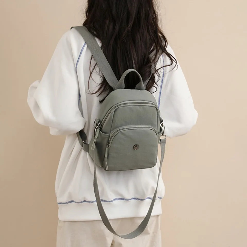 Solid Color Nylon Backpack Lightweight Travel School Bag Fashion Daypack for Work Small Travel Bag Multi-functional Shoulder Sac
