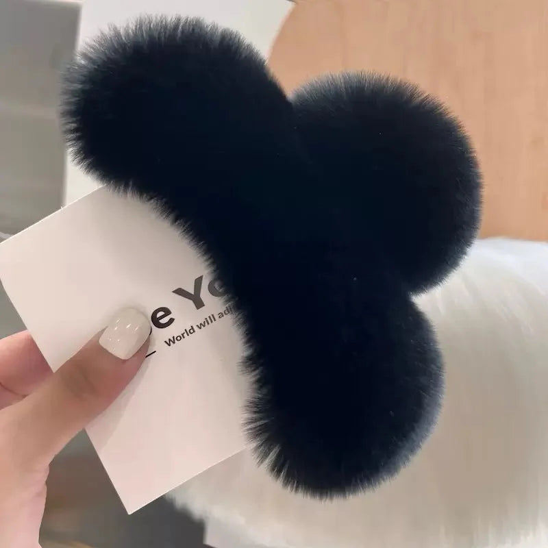 Oversized Plush Winter Clips For Thick Hair | Back-Of-The-Head Bun Styles | Soft And Warm Rabbit Fur Hair Accessories For Women