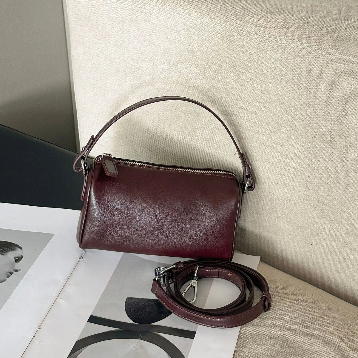 Ladies' Genuine Leather Small Shoulder Bag for Women Crossbody Fashionable Simple and Practical Soft Leather Darling Phone Bag