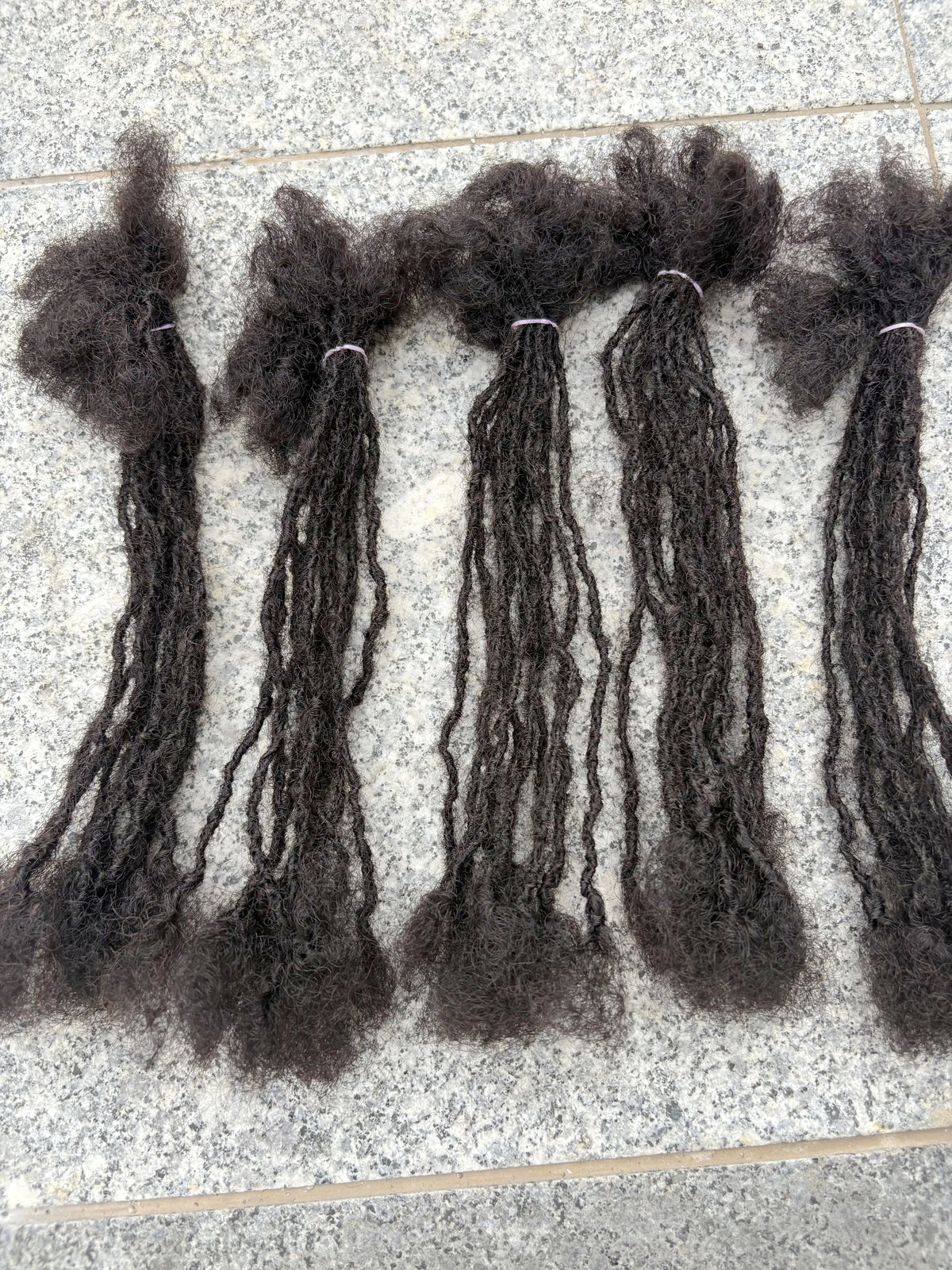 0.2cm Colored Handmade Inter Loc Extension Human Hair 10in Permanent Micro Sisterlocks Extensions Natural Looking Soft Dreadlock