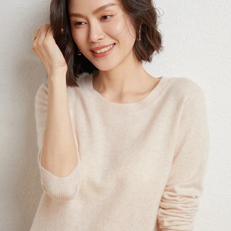 100%Merino Pure Wool Pullover Sweater For AutumnWinter Women's Round Neck Warm High-Quality Solid Color Basic Knitted Jumper Top