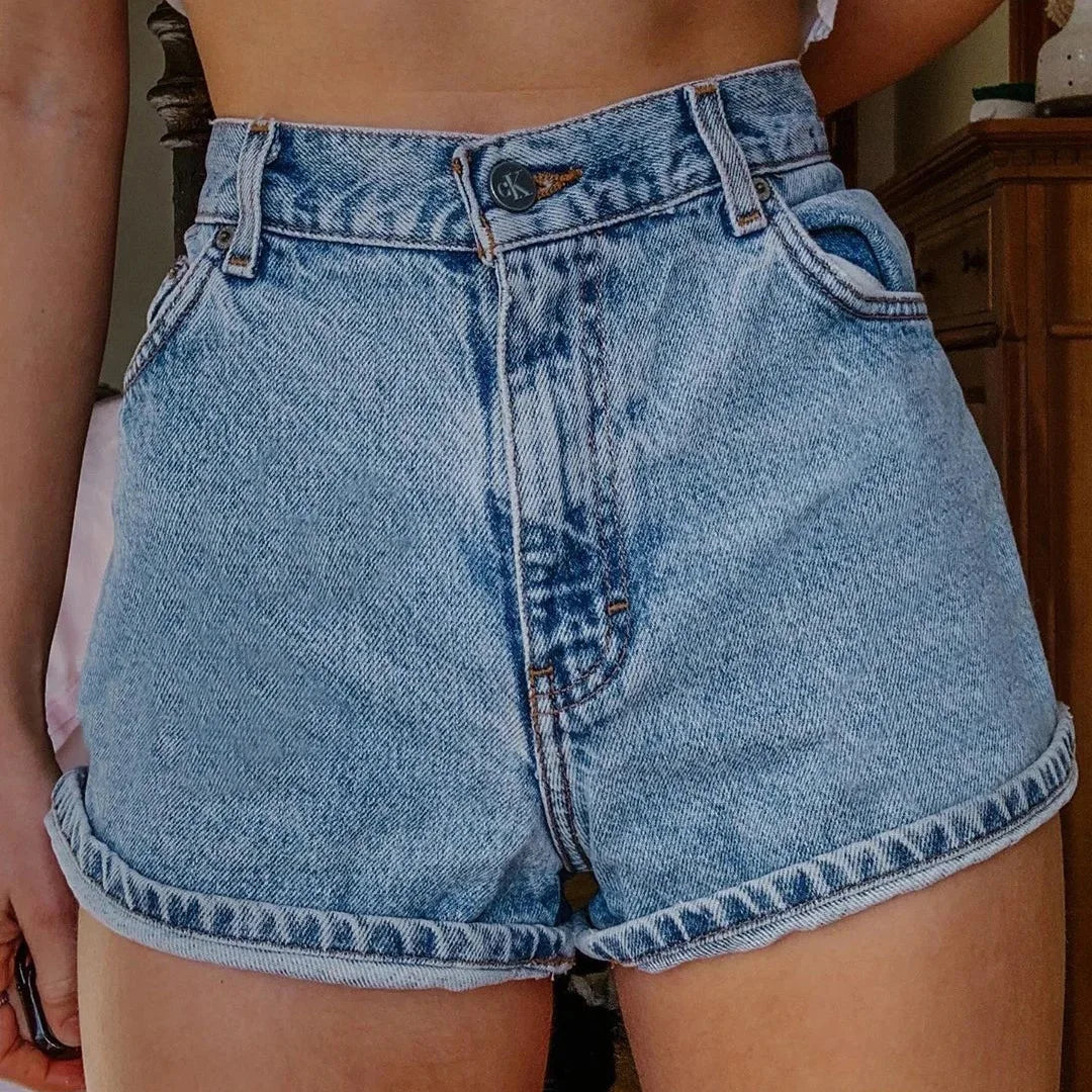 2025 French Retro Artistic Women's Casual Denim Shorts, Summer New Fashionable Printed Embroidery Versatile High-waisted Shorts