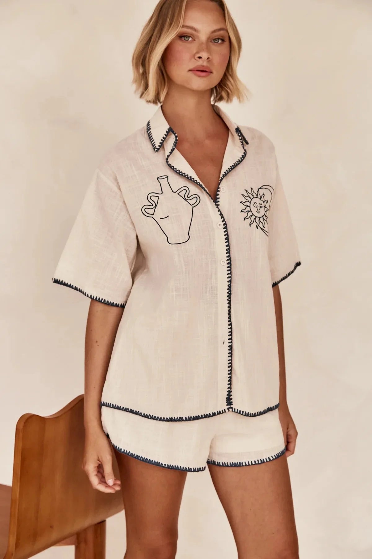 Women Summer Fashion Shorts Sets Retro Print Sleeve Shirt Shorts Suit New Casual Loose Female Beach Vacation Shorts 2 Piece Set