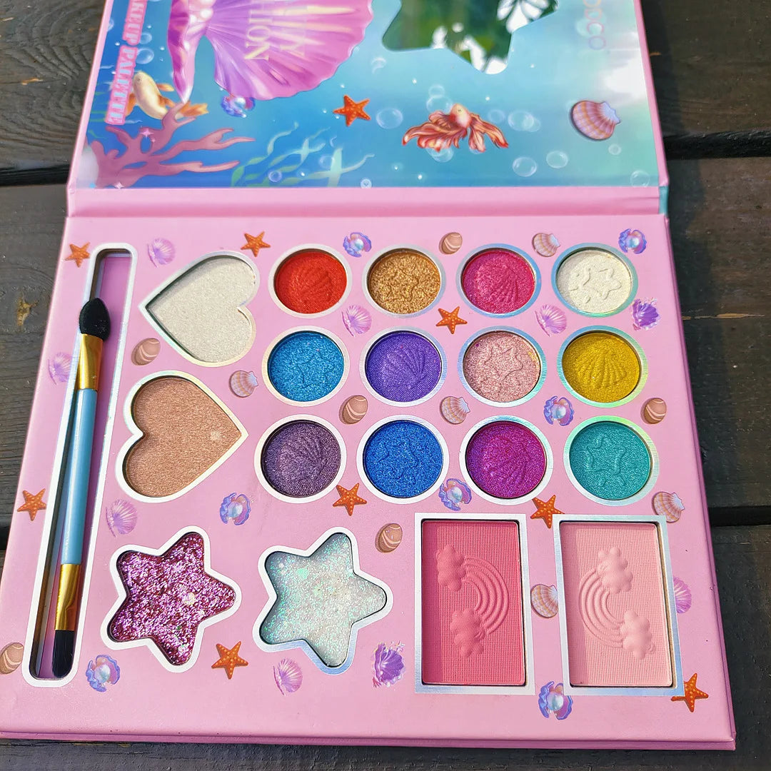 Women's Makeup Eye Shadow Palette,18 Color Cartoon Fashionable Pearlescent Matte Highlights Eyeshadow Palette Eye Makeup Gifts