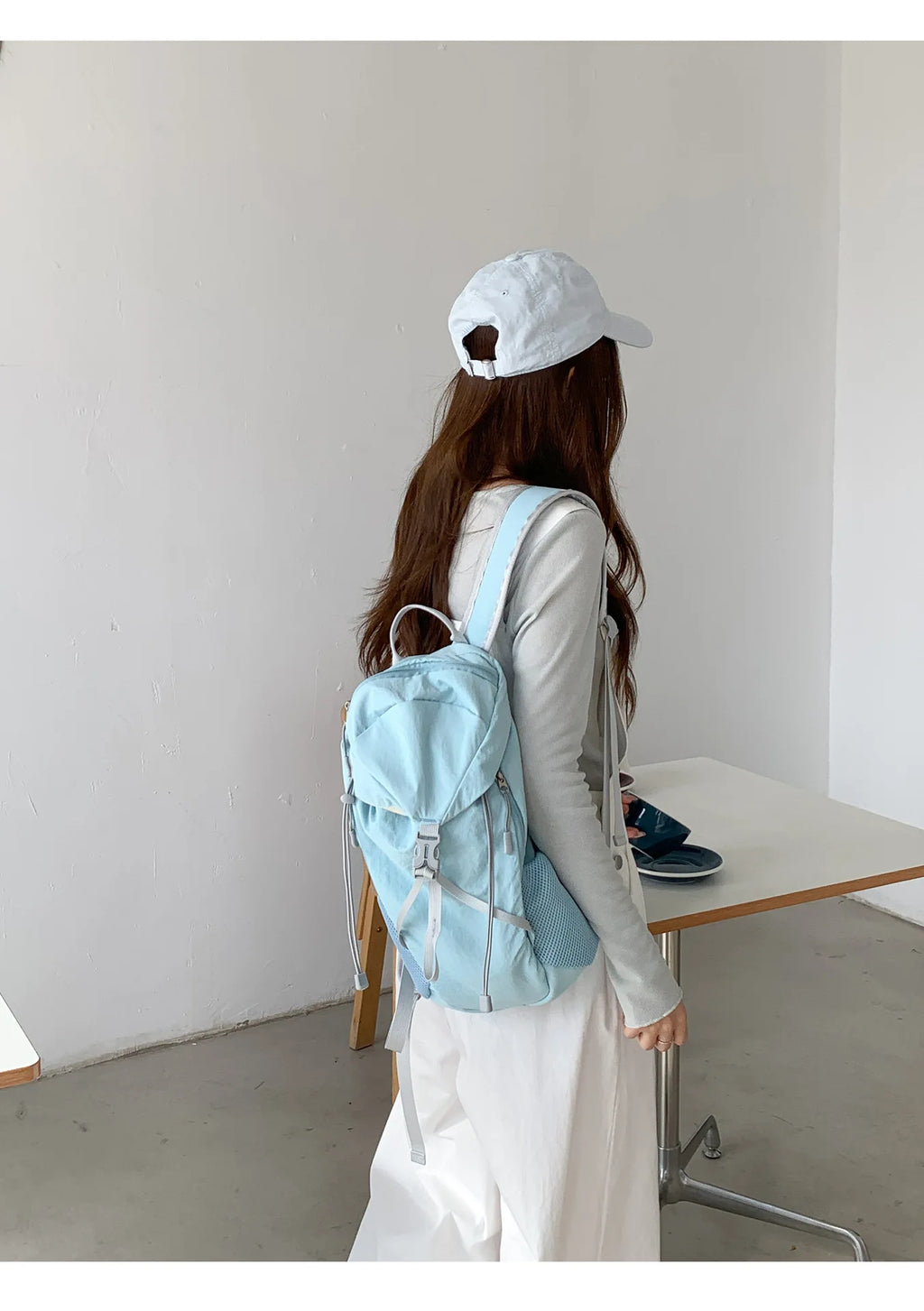 Women Outdoor Sports Backpack With Large Capacity Lightweight Nylon Backpack Suitable Casual Versatile Camping Travel Bag Unisex