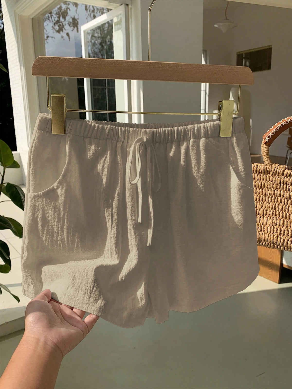 Ladies New Spring Summer Linen Solid Color Casual Sports Elastic Waist Drawstring Short Pants