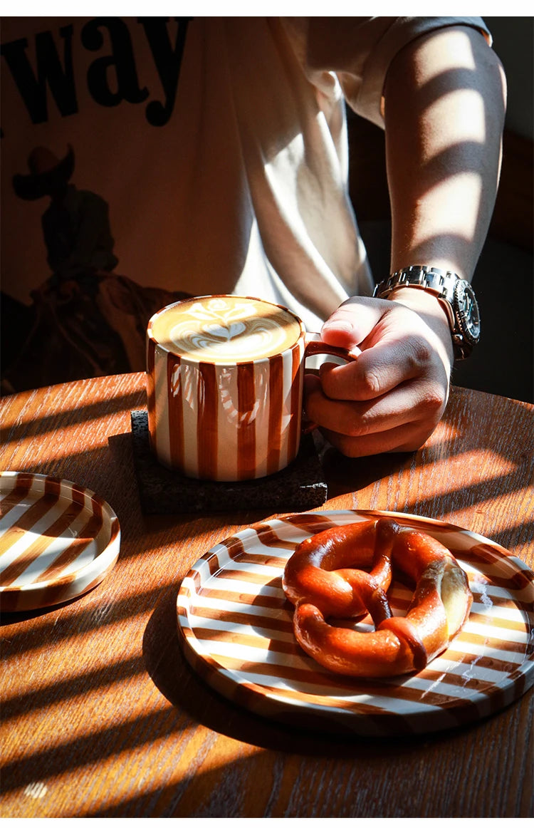 European Striped Ceramic Coffee Cup Saucer Modern Breakfast Dessert Plate Tea Cup Decorative Art Striped Coffee Cup 200 Ml Decor