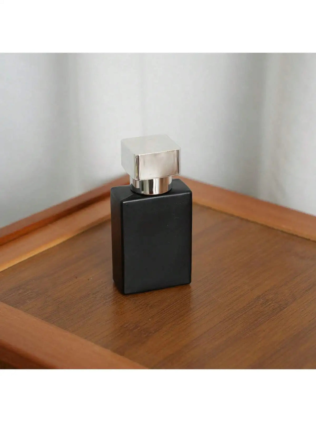 1pc Glass Refillable Perfume Bottle, 30ml/50ml Fine Mist Perfume Atomizer, Portable Cosmetic Sample Container, Travel Accessory,