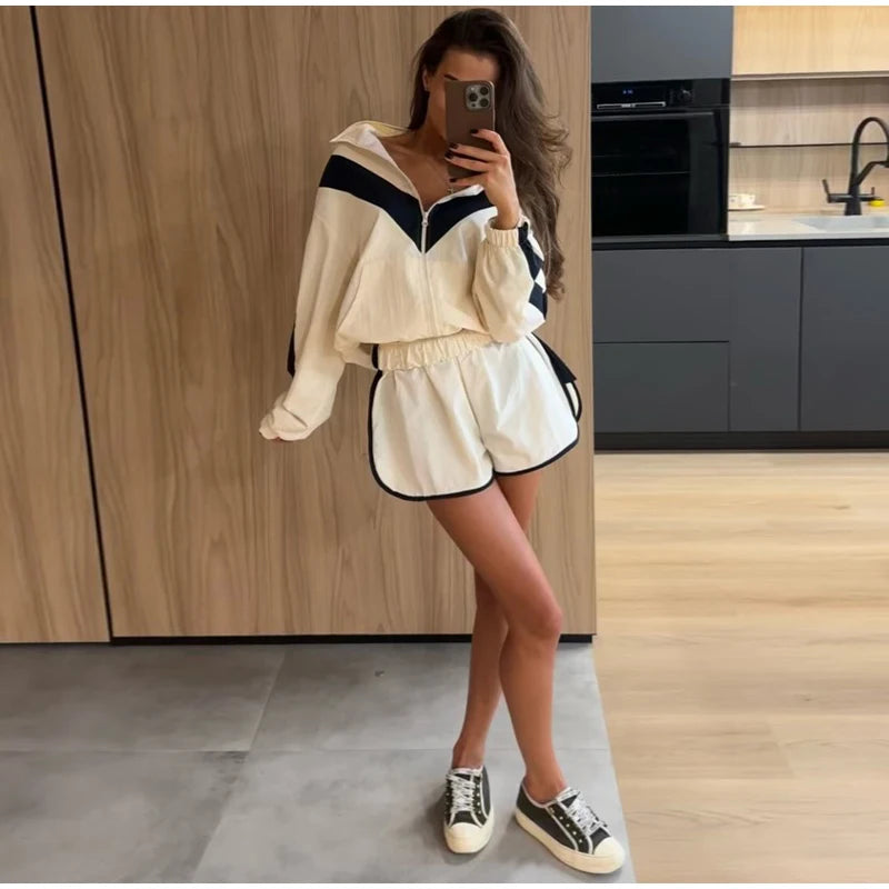 Fashion Contrast 2 Piece Short Set Women's Stand Collar Zip Lightweight Jacket Loose Mini Shorts 2026 New Lady Casual Outfit