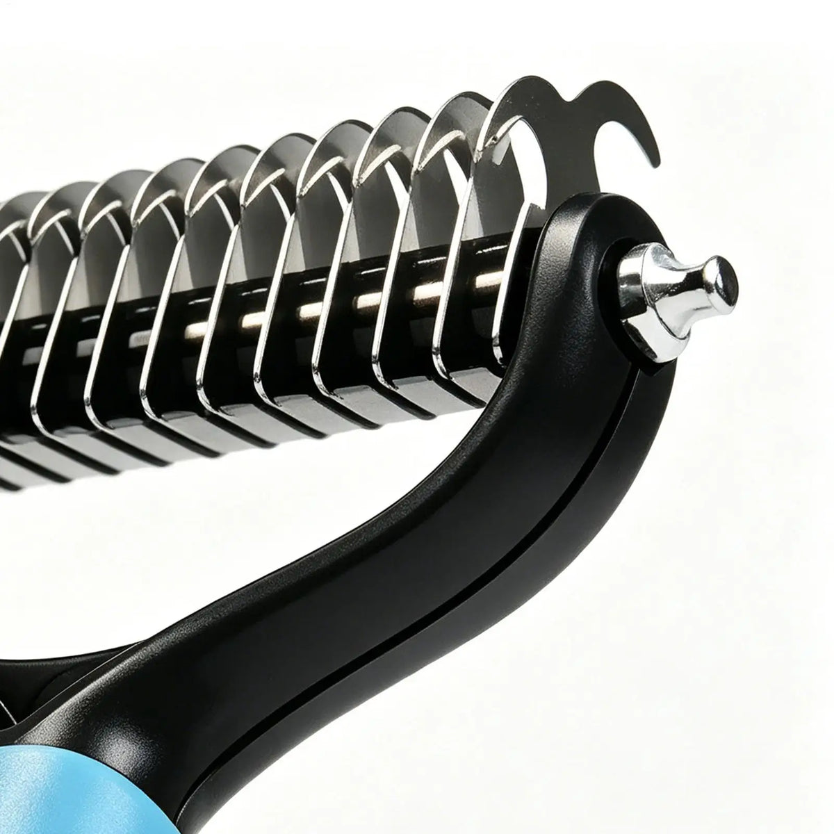 Pet Deshedding Brush Cat Comb Cleaning Hair Remover Grooming Tool for Dog and Cats De-Matting Comb Cleaning Pets Supplies ﻿