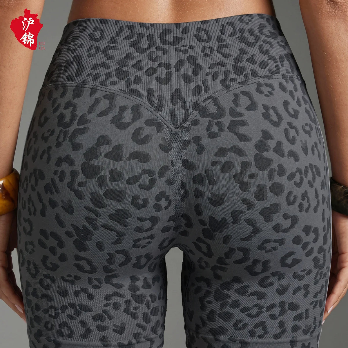 Seamless Leopard Print Yoga Shorts Women High Waist Biker Shorts Tummy Control Gym Workout Fitness Athletic Shorts Activewear