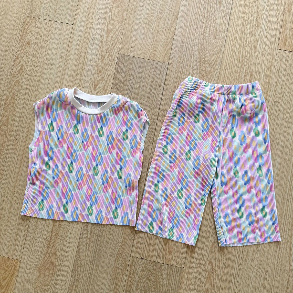 2026 New Infants Kids Matching Clothing Set Cartoon Print Pleated 2 Pieces Suit Tank Top Trousers Soft Loose Streetwear Homewear