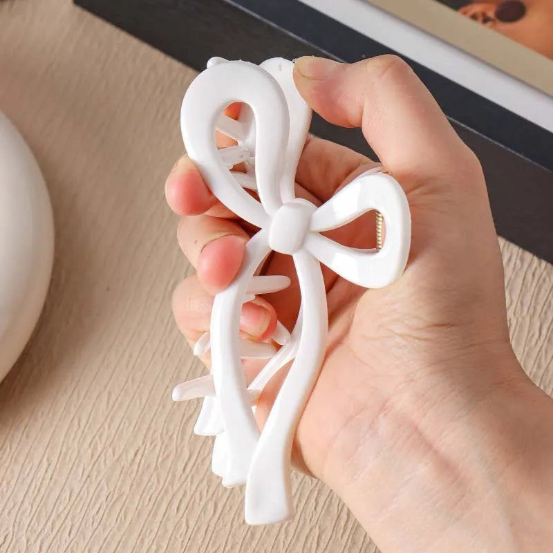 NEW Soft Silicone Bowknot Shark Clip Safe and High-end Anti Fall Claw Clip Trendy Hair Claw Hair Accessories for Women Girls