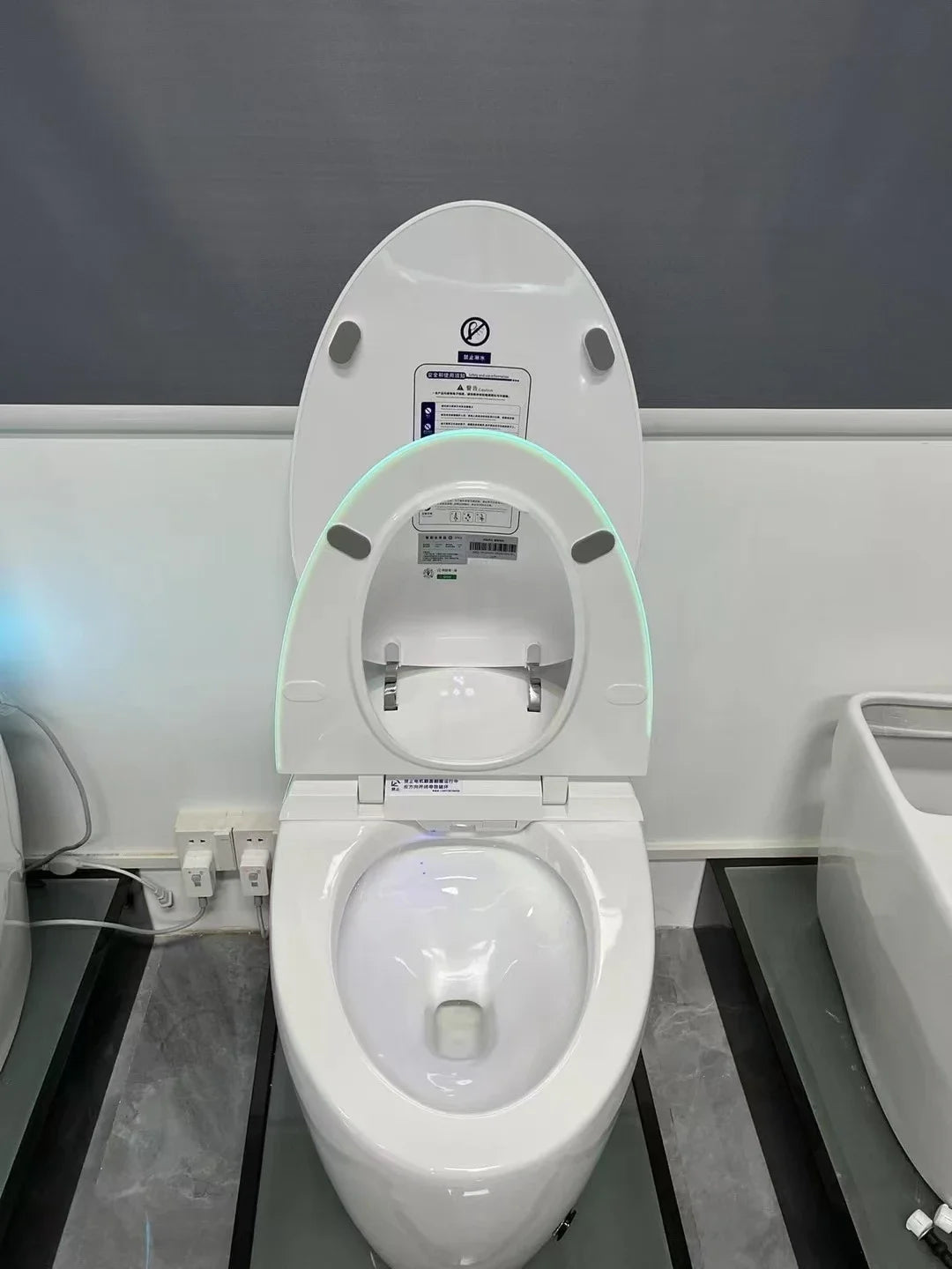 Egg Shaped Smart Toilet Fully Automatic Intelligent Bidet Integrated One-Piece Ceramic Commode Heated Seat Foot Sensor Flush